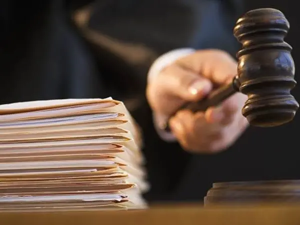 Stipendi ridotti, ferie dimezzate e paura di perdere il posto: così si lavorava nei market del “sistema Paoletti” nel Catanzarese