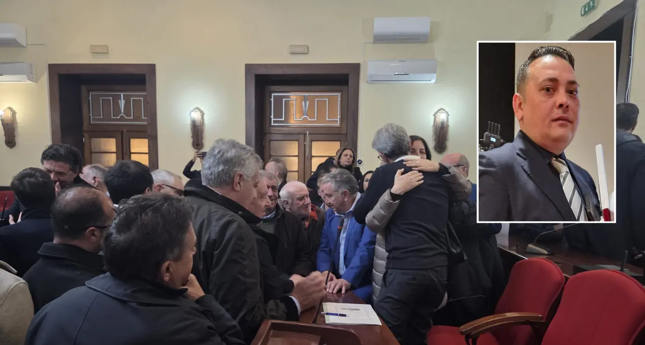 «Quello di Mangialavori è solo marketing politico»: il sindaco di Arena smonta l'annuncio di 19 milioni per il Vibonese