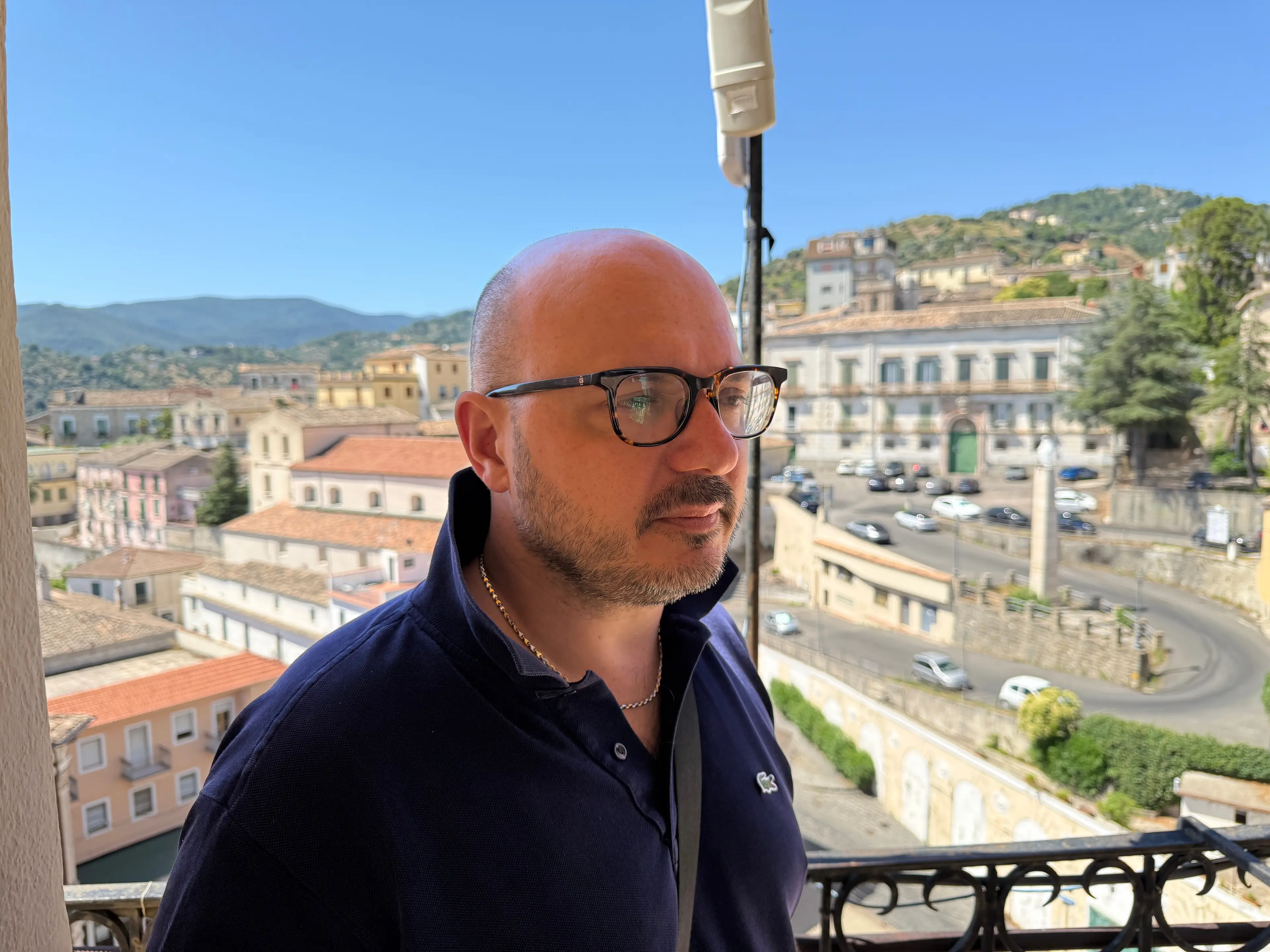 Vigilia di Natale a Corigliano-Rossano, una città che sceglie il silenzio e l’attesa