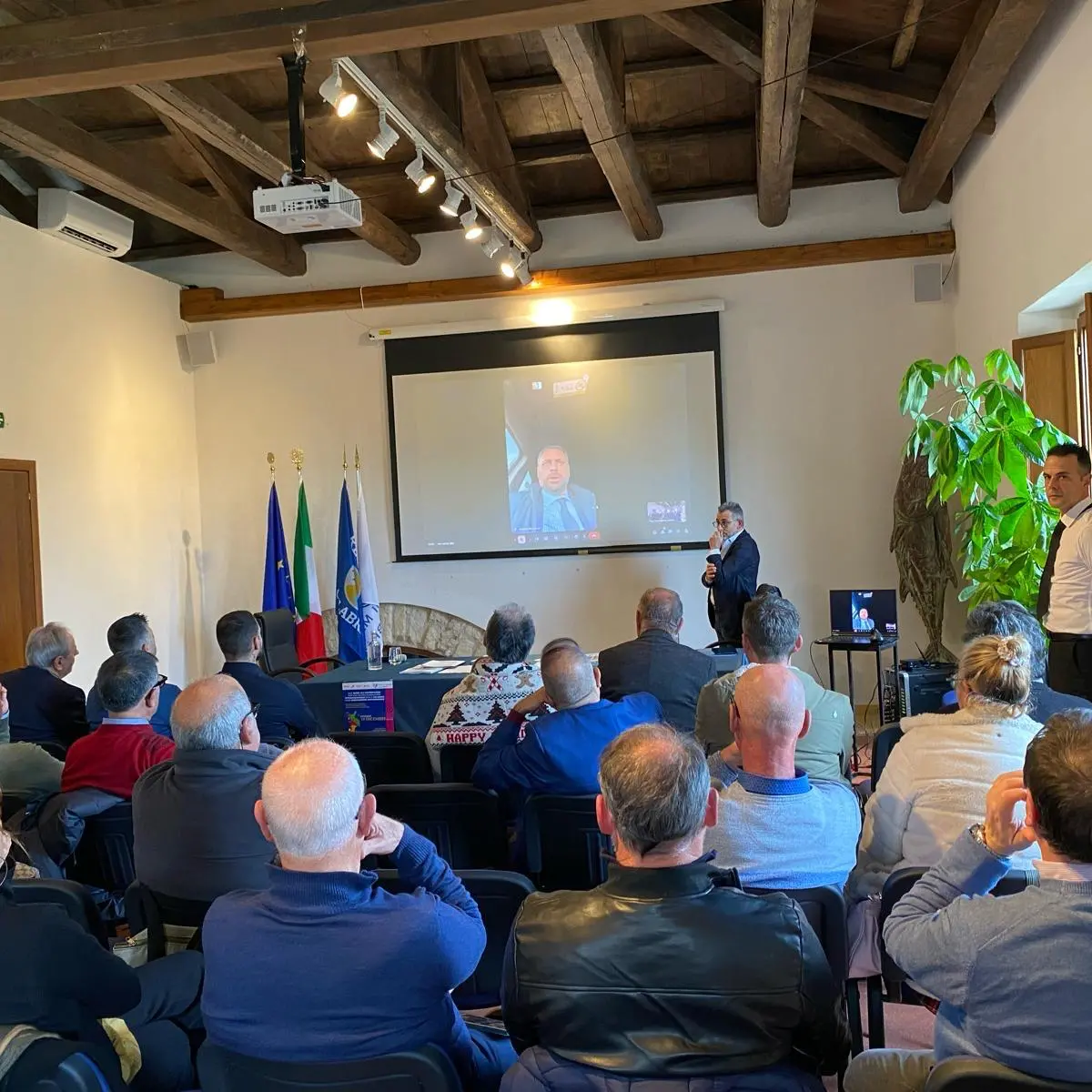 Quando la violenza non vince: successo a Reggio per l'evento solidale della 2F Motors a sostegno di malati e persone con disabilità