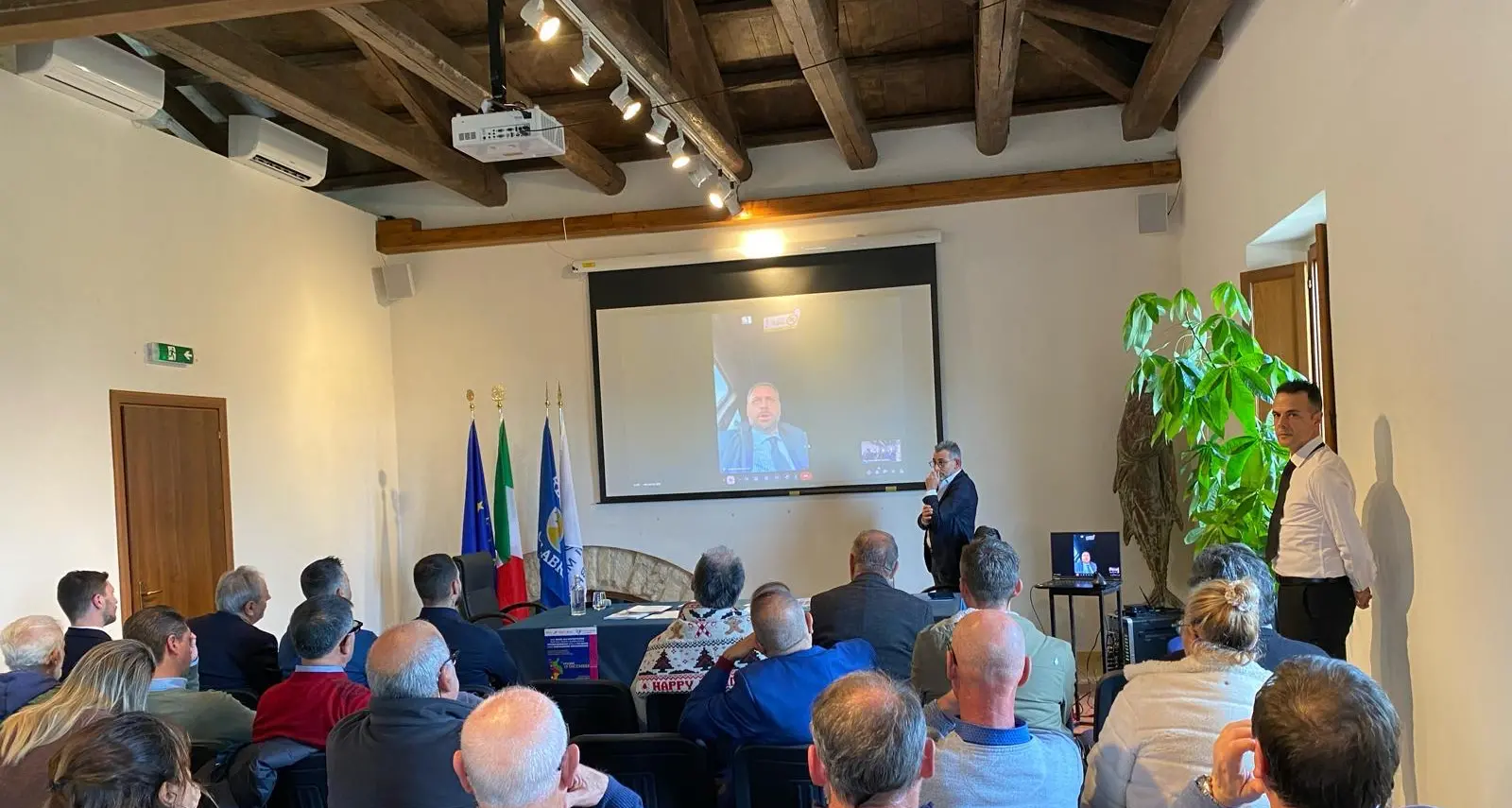 Quando la violenza non vince: successo a Reggio per l'evento solidale della 2F Motors a sostegno di malati e persone con disabilità