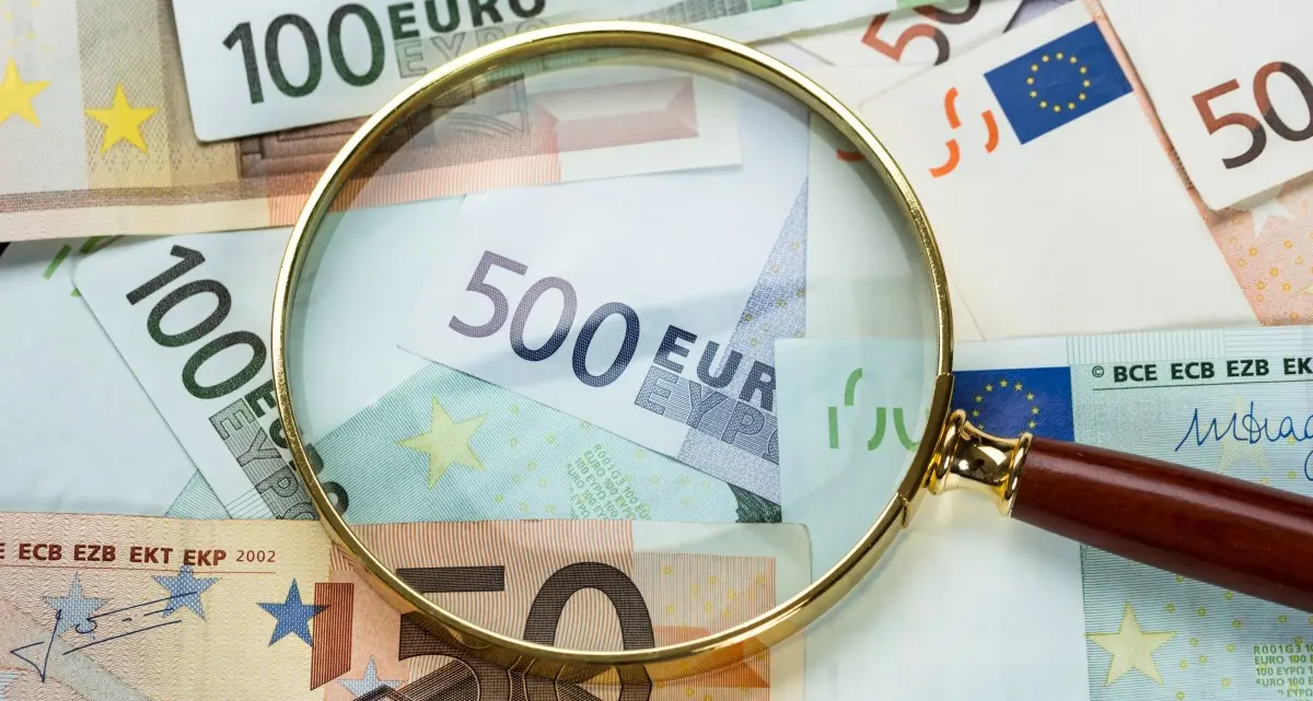 Manovra, via libera della commissione Bilancio del Senato. Martedì il voto in aula. Scontro sul condono\n