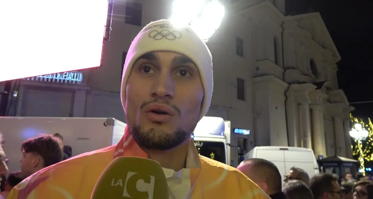 Fiamma Olimpica in Calabria, Simone Alessio tra i tedofori a Catanzaro: «Un’emozione al pari della medaglia»\n