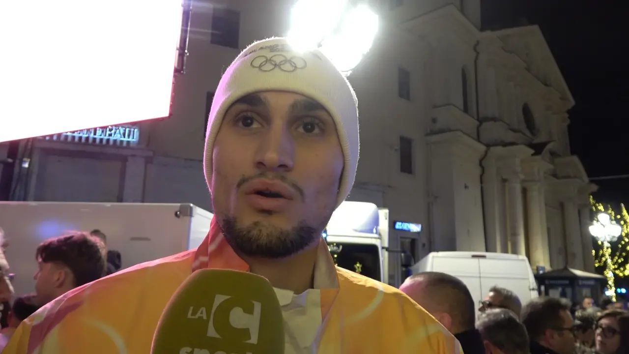 Fiamma Olimpica in Calabria, Simone Alessio tra i tedofori a Catanzaro: «Un’emozione al pari della medaglia»\n