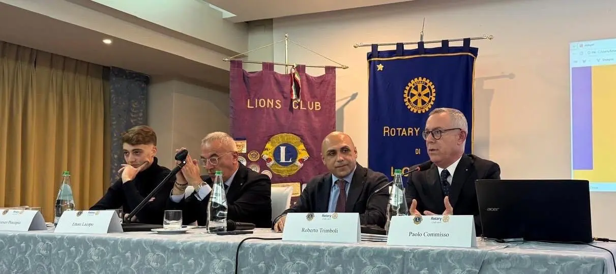Rotary e Lions al fianco dei giovani della Locride con un evento informativo\n