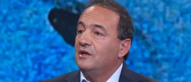 Minacce statunitensi contro imprese europee: Lucano firma interrogazione parlamentare a difesa della sovranità dell'UE\n