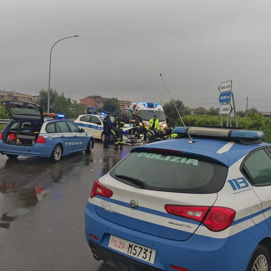 Corigliano Rossano, in un incidente resta coinvolta la pattuglia della Polizia locale\n