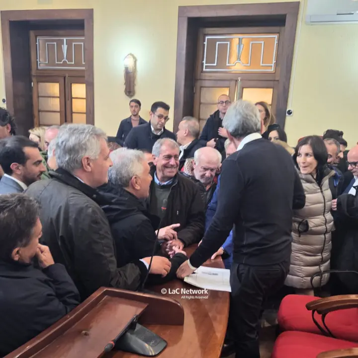 «Tutti con il cappello in mano da Mangialavori per un “regalo a rate”»: la denuncia di Comerci (Indipendenza)\n