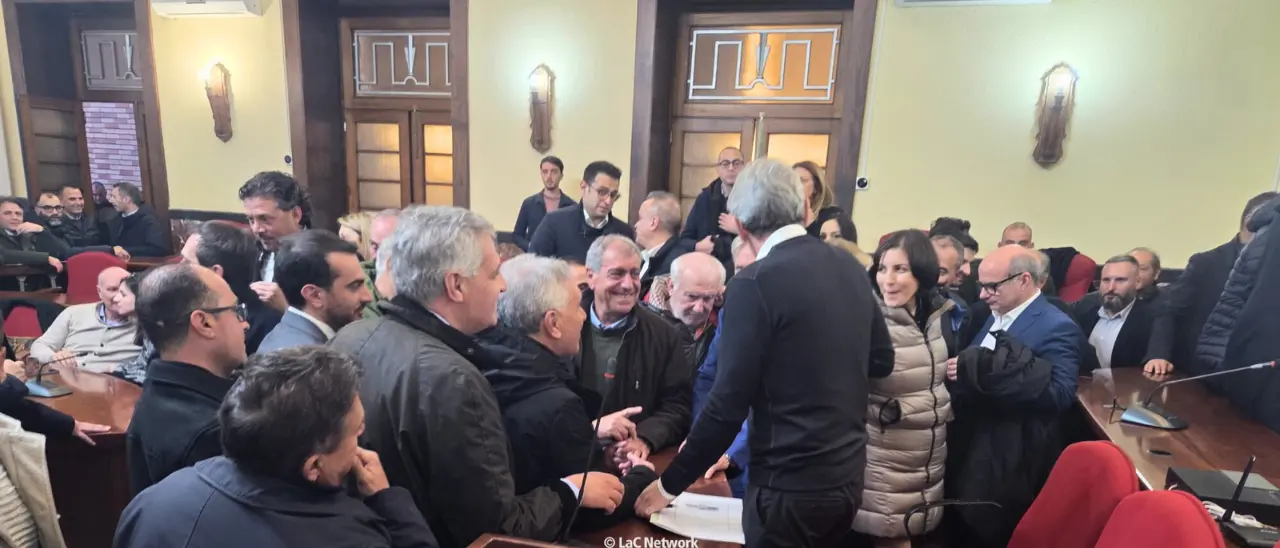 «Tutti con il cappello in mano da Mangialavori per un “regalo a rate”»: la denuncia di Comerci (Indipendenza)\n