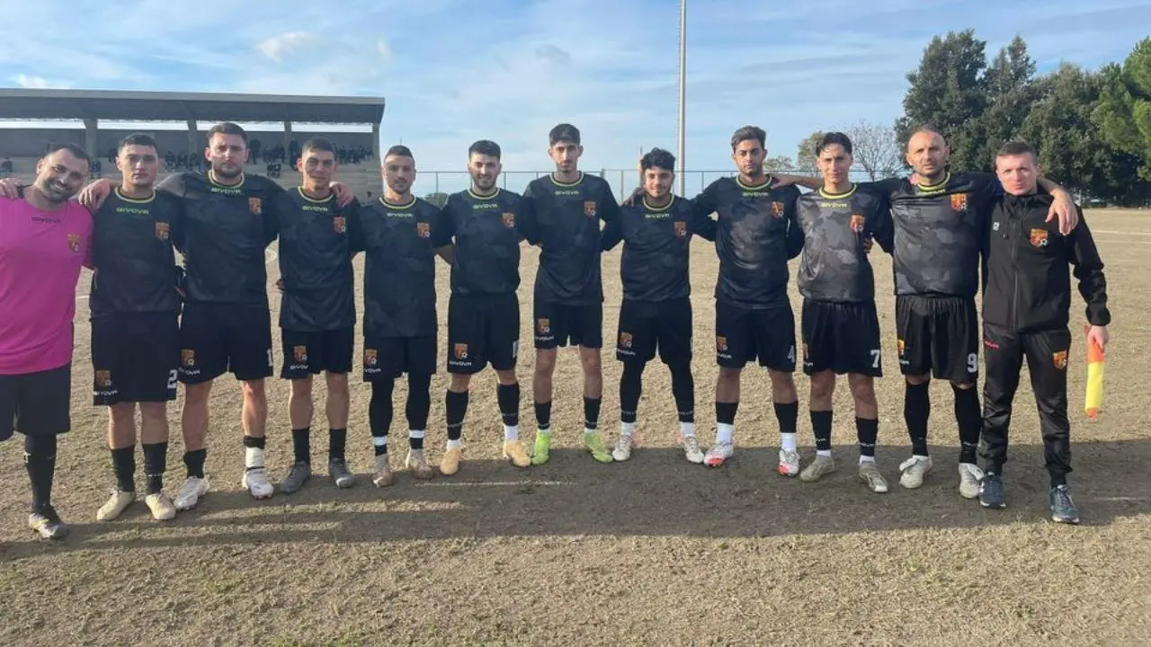 Terza Categoria, il 2025 si congeda così: Fulmine Sorianello e Pernocari brindano al nuovo anno con la conquista della vetta della classifica\n