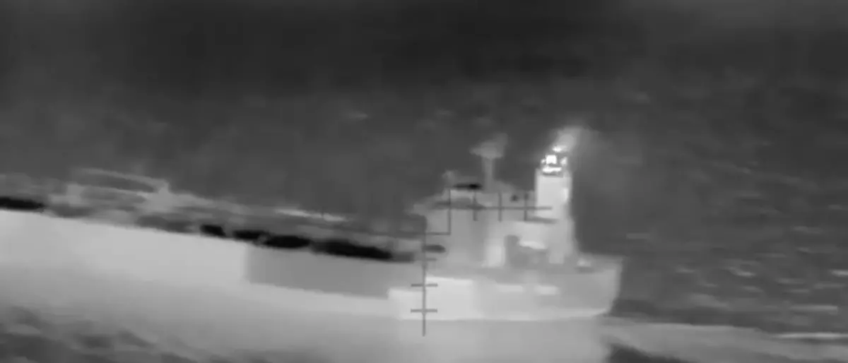 L’attacco di un drone ucraino nel Mediterraneo cambia le regole: rotte commerciali sempre più vulnerabili\n