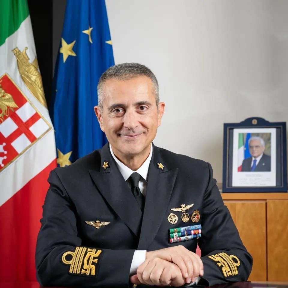 La leadership che chiama per nome: l’ammiraglio Sergio Liardo e il valore umano del comando\n