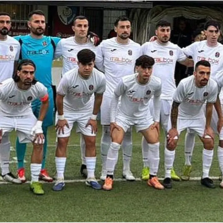 Eccellenza, la DB Rossoblù Luzzi si fa spazio nei play off. Magarò: «Quinto posto premio meritato»\n