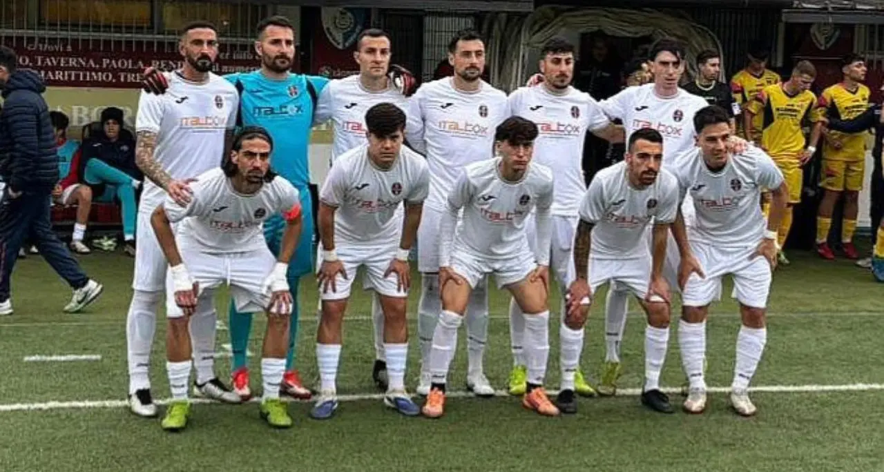 Eccellenza, la DB Rossoblù Luzzi si fa spazio nei play off. Magarò: «Quinto posto premio meritato»\n