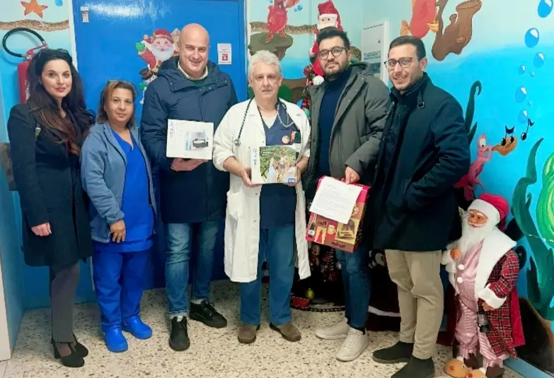 Due nebulizzatori per la Pediatria dell’ospedale di Vibo: il dono dell’associazione Seme di speranza per i piccoli degenti\n