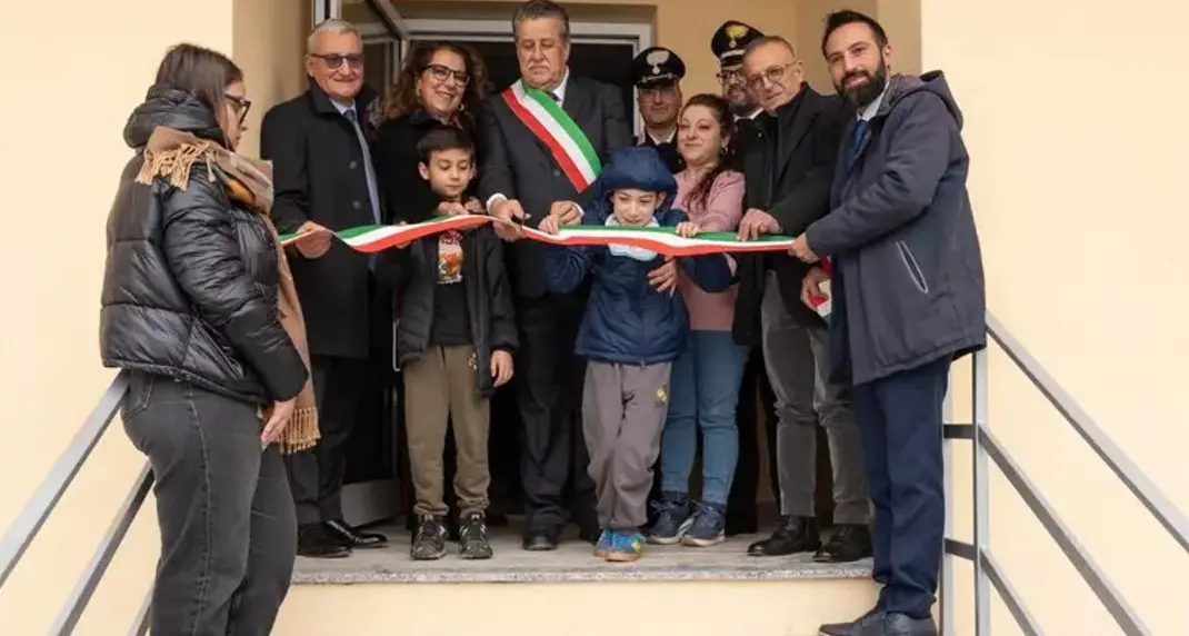 Conflenti, bene confiscati alla ‘Ndrangheta trasformato in una fattoria sociale. Ferro: «Così lo stato vince»\n