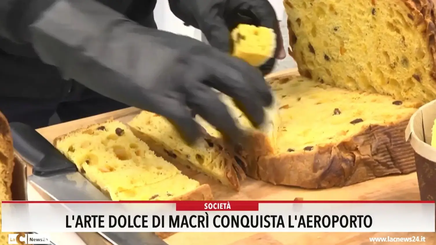 L'arte dolce di Macrì conquista l'aeroporto