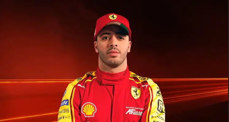 Antonio Fuoco, il campione Ferrari premiato a Cosenza per i successi nel motorsport