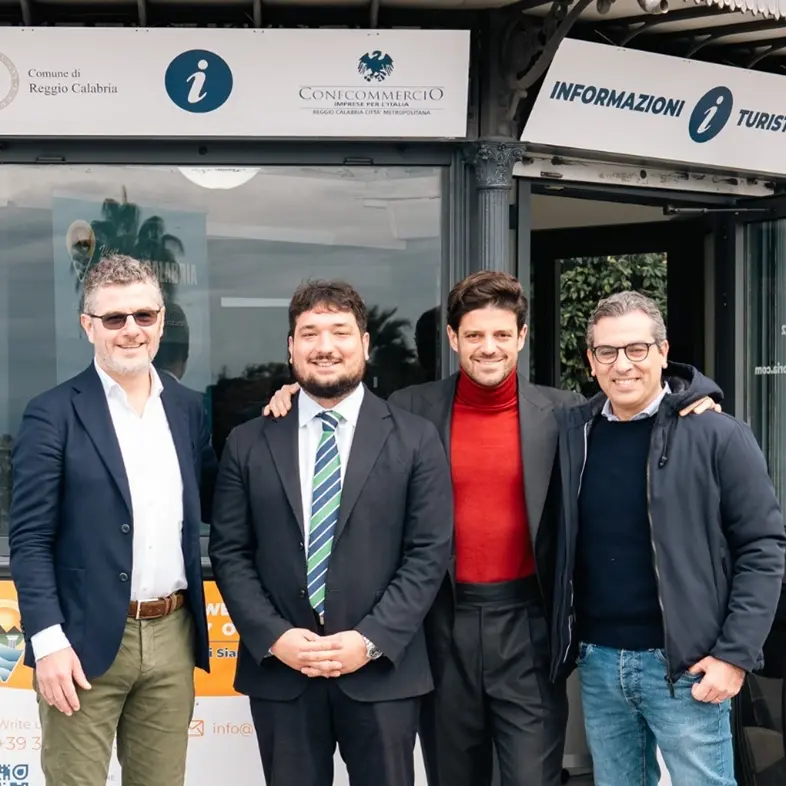 Reggio, Confcommercio e Comune riattivano\u00A0l’Infopoint di viale Zerbi\n