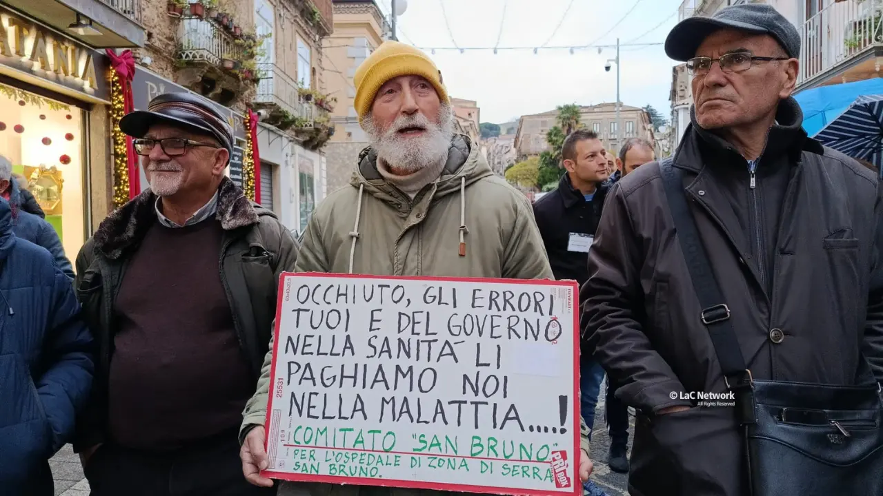 Sanità, durissimo affondo di Ali di Vibonesità contro Occhiuto: «Il nuovo Dca è l’ennesima presa in giro»\n