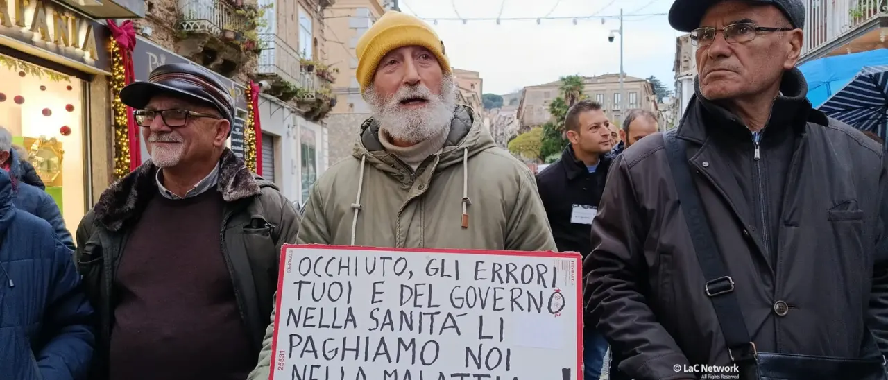 Sanità, durissimo affondo di Ali di Vibonesità contro Occhiuto: «Il nuovo Dca è l’ennesima presa in giro»\n