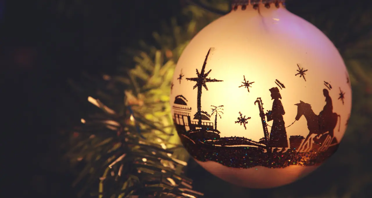 Oltre il velo cristiano, quando il Natale diventa memoria:\u00A0radici antiche nel solstizio d'inverno e nel cuore del Sud\n