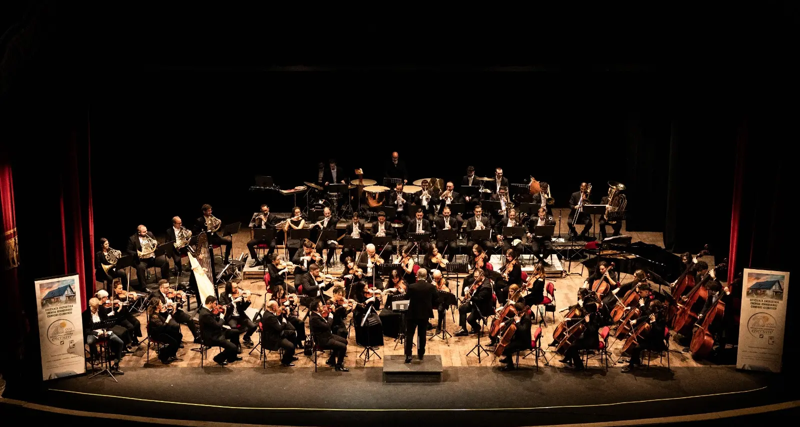 Concerto di Capodanno al Rendano di Cosenza, sold out\u00A0“Vertigo: il Sud è magia”. E arriva\u00A0la replica serale\n