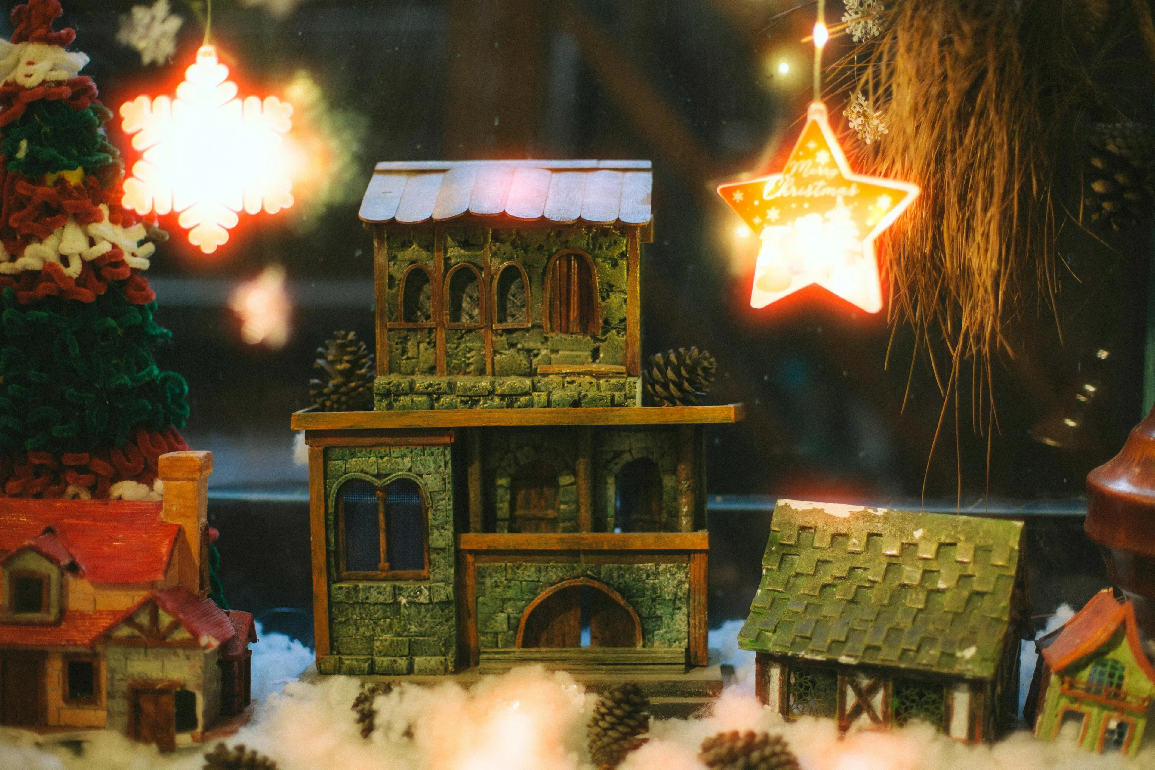 Il Natale del Sud, una festa che non chiede permesso: da Napoli alla Calabria una risposta a povertà e assenze\n