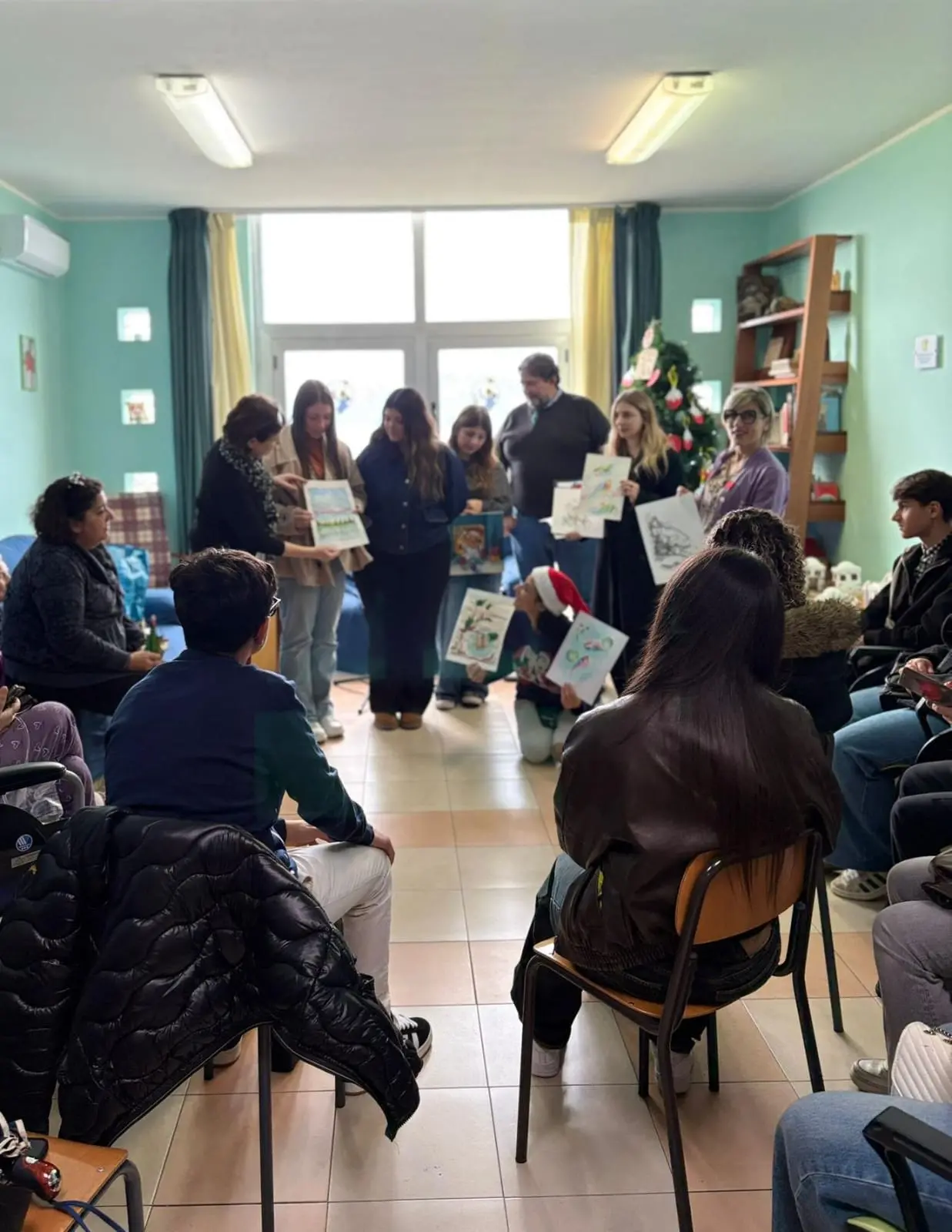 L’Hospice Via delle Stelle\u00A0e il Liceo Artistico Preti – Frangipane\u00A0insieme per lo “SpazioCultura…la Cultura che cura”\n