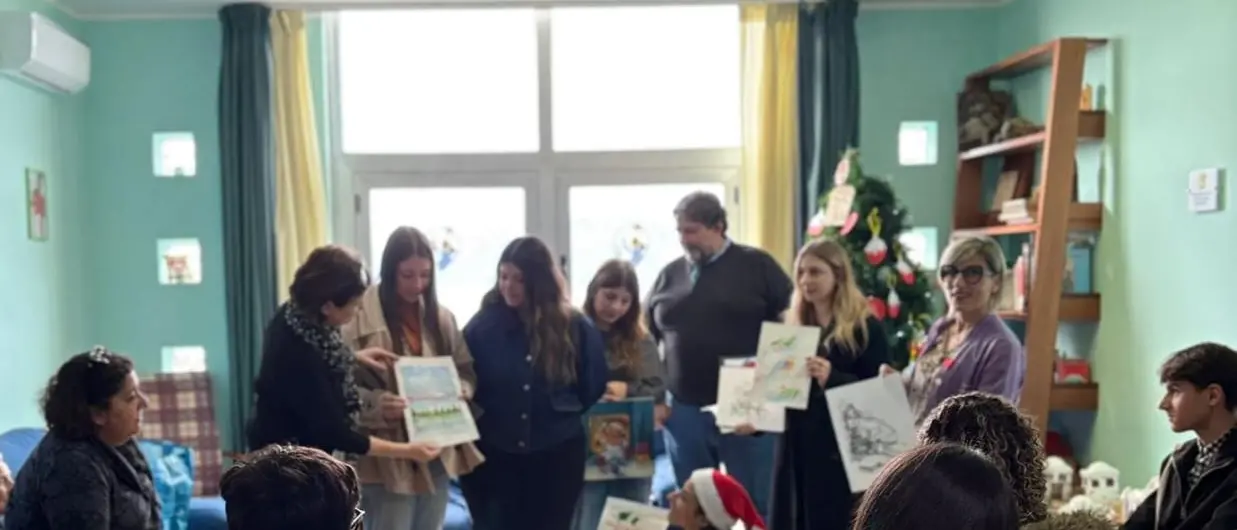 L’Hospice Via delle Stelle\u00A0e il Liceo Artistico Preti – Frangipane\u00A0insieme per lo “SpazioCultura…la Cultura che cura”\n