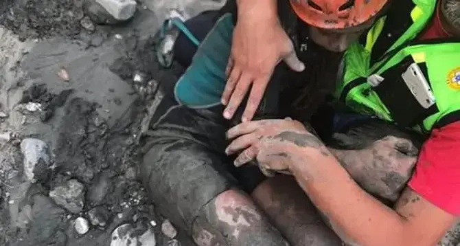 «La furia dell’acqua impossibile da fermare»: il paradiso che diventa inferno,\u00A0la strage del Raganello nello speciale di LaC\n