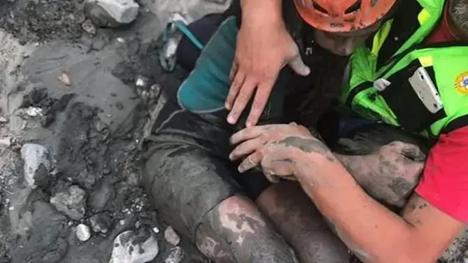 «La furia dell’acqua impossibile da fermare»: il paradiso che diventa inferno,\u00A0la strage del Raganello nello speciale di LaC\n