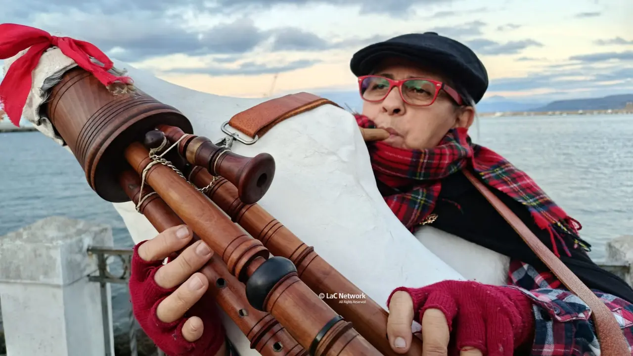 L’unica zampognara della Calabria (e forse d’Italia) è vibonese: «C’è chi si emoziona fino alle lacrime ascoltandoci»\n