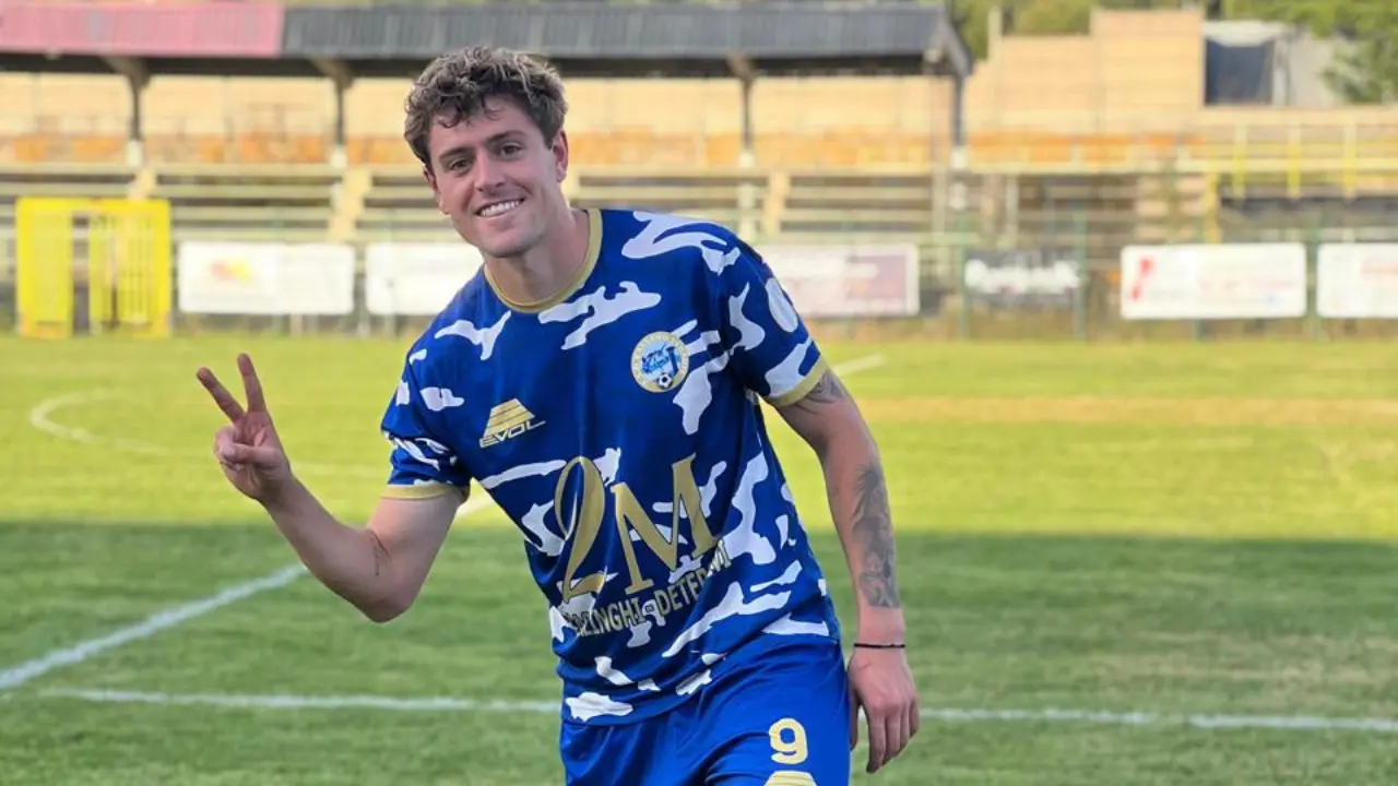 Gol, sacrifici e cuore diviso tra Italia e Argentina: la storia di Mauro Cecreta\n