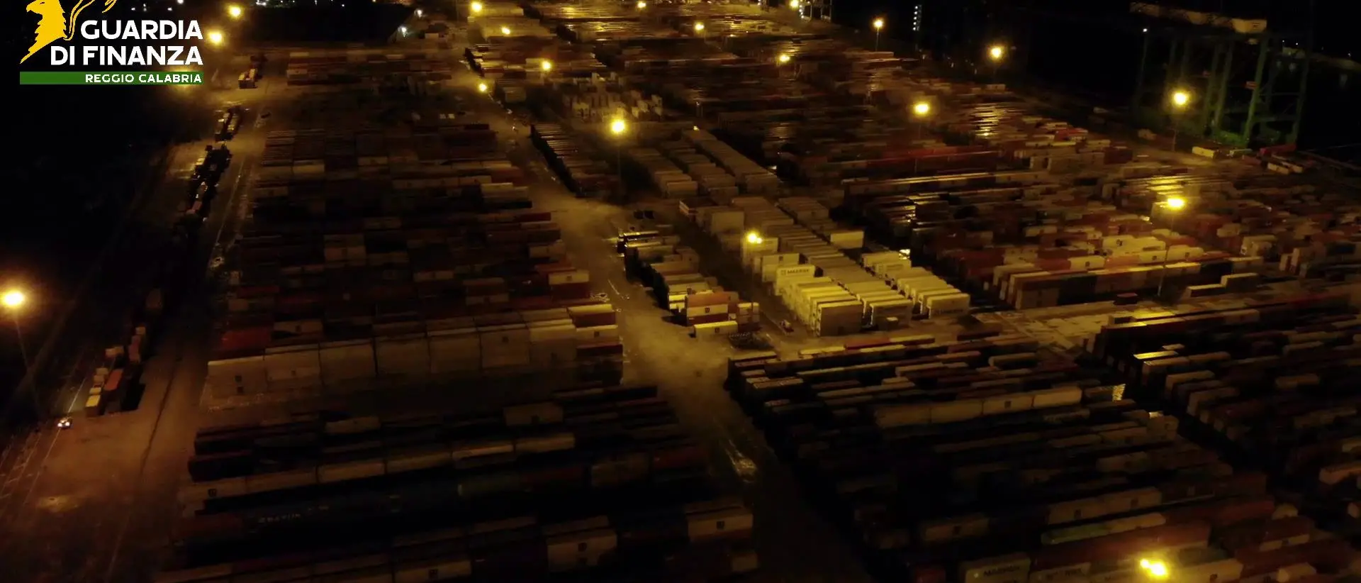 Maxi sequestro di cocaina al porto di Gioia Tauro: oltre 435 chili nascosti tra sacchi di noccioline\n