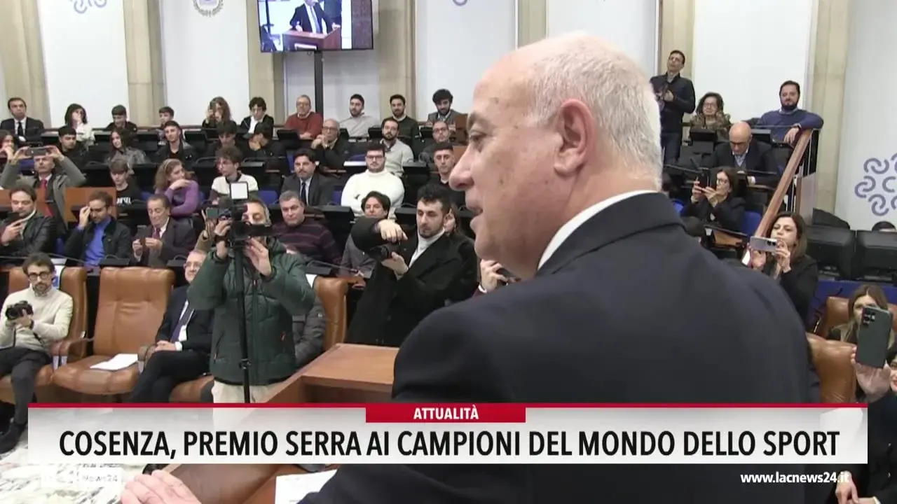 Cosenza, premio Serra ai campioni del mondo dello sport