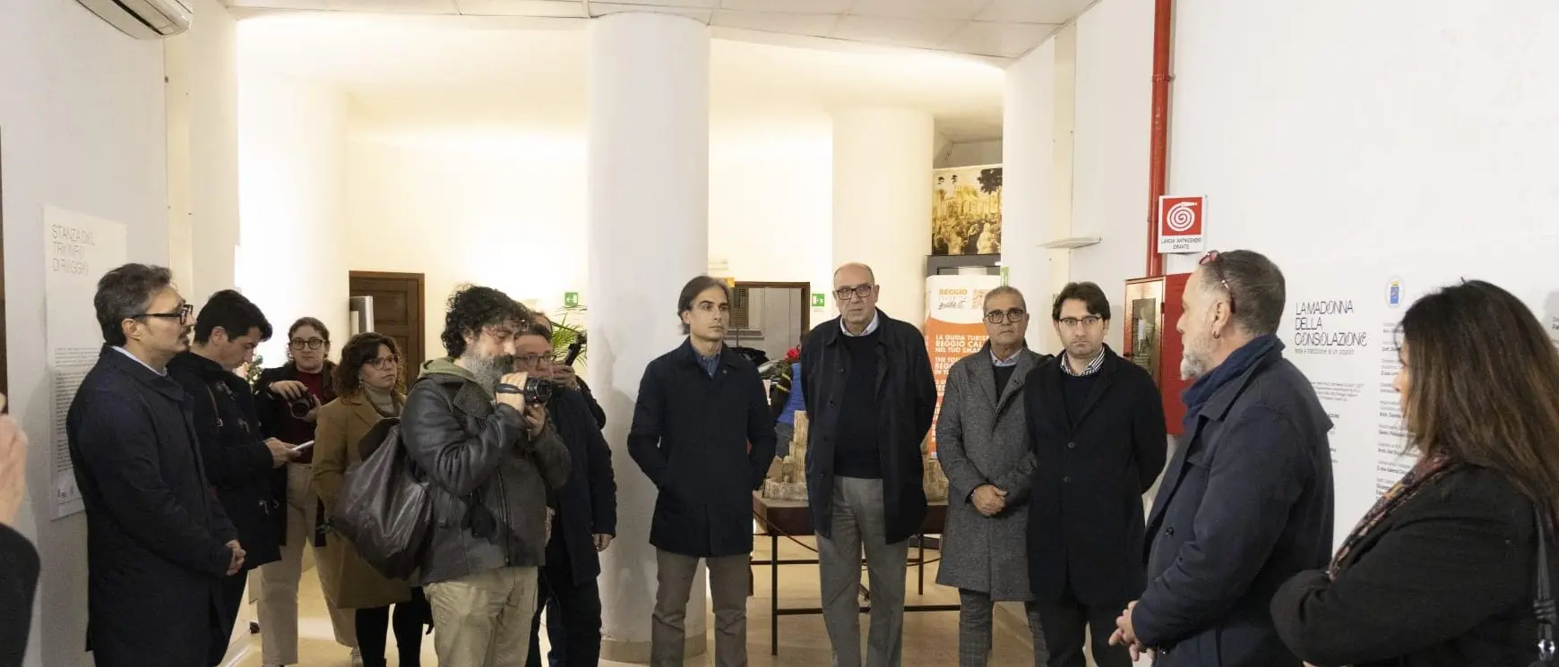 La Madonna della Consolazione: Fede e Tradizione di un Popolo. Inaugurata la mostra al Castello Aragonese che rinsalda il rapporto tra la città e la sua “Madre Consolatrice”\n\u00A0\n
