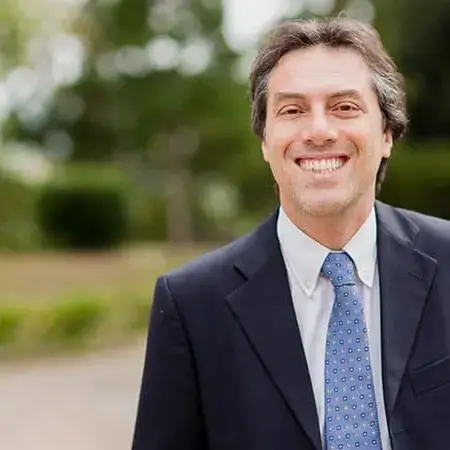 Gli auguri del sindaco Nicola Fiorita alla città:\u00A0«Continuiamo a camminare insieme»\n