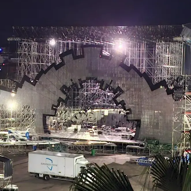 “L’Anno che verrà”, svelati i\u00A0nomi del cast: da Massimo Ranieri a Serena Brancale, il Capodanno Rai accende Catanzaro\n