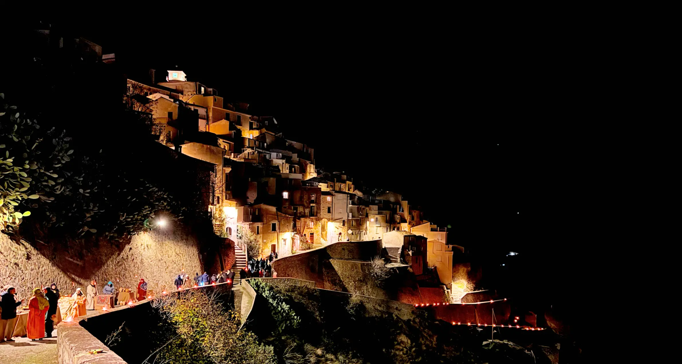 Cresce l’attesa a Badolato borgo per la\u00A0VI Edizione del Presepe Vivente. Appuntamento il 26 dicembre a partire dalle 16.30\n