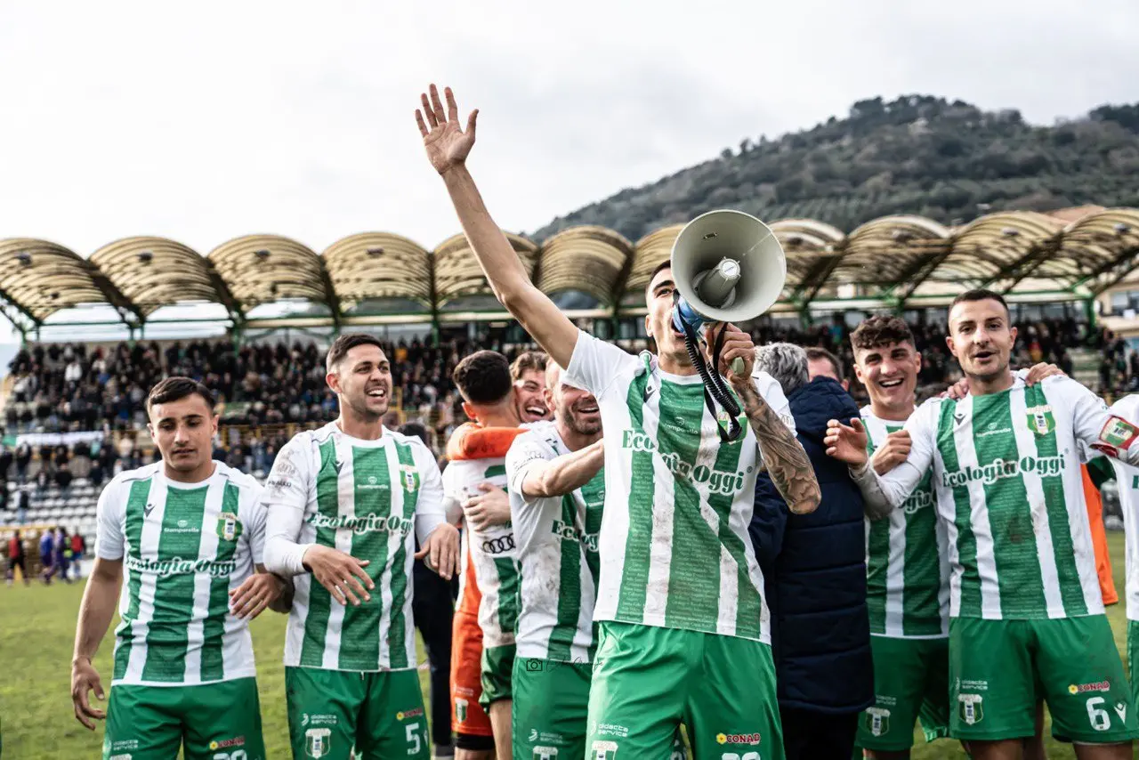 Un anno di Dilettanti, dalle cavalcate di Vigor Lamezia e Rossanese a quelle di Trebisacce e Virtus Rosarno: il riassunto del 2025\n