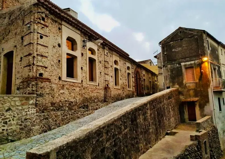 Radici e identità: a Monterosso Calabro Filanda in festa- Assaggi di tradizione per chi resta, per chi torna\n