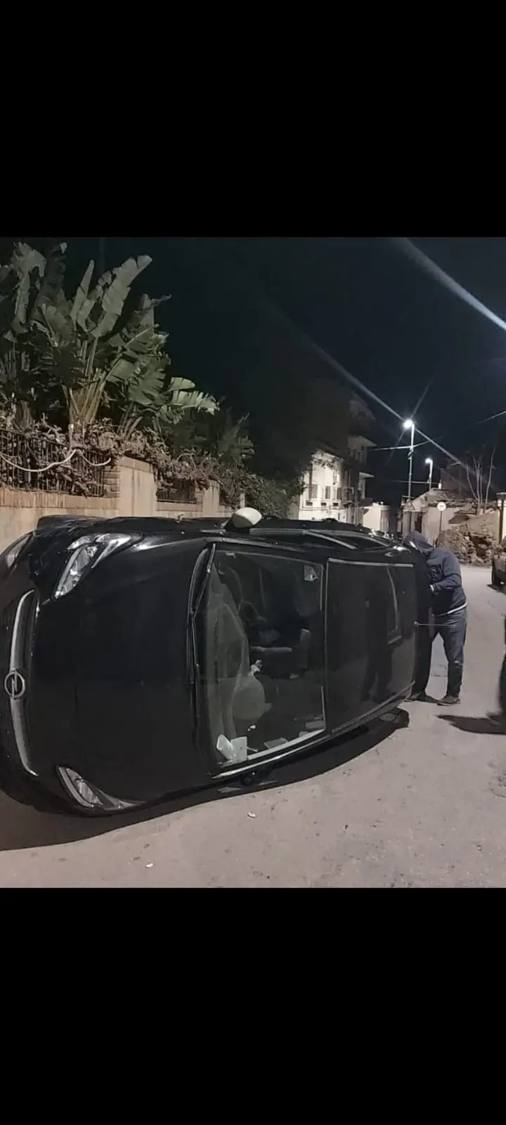 Reggio,\u00A0trentacinquenne ubriaca perde il controllo dell’auto e si ribalta\n