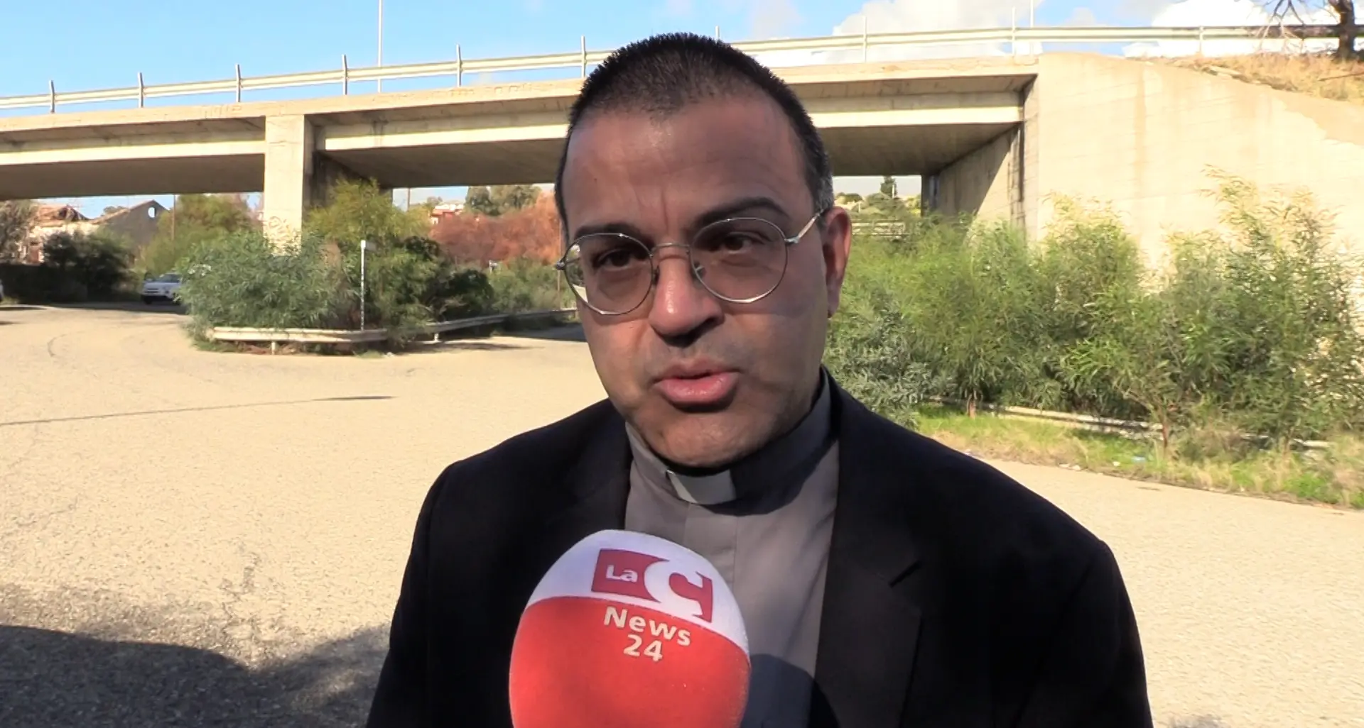 Un Natale che passa dalle strade: l’appello di don Giovanni Zampaglione per la salvaguardia del territorio