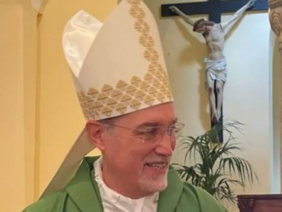 Il vescovo Attilio Nostro torna a casa dopo l'impianto di uno stent coronarico: «Grazie per l’affetto»