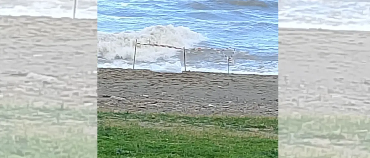 Dramma a Cariati, trovato un cadavere sulla spiaggia: non è stato ancora identificato