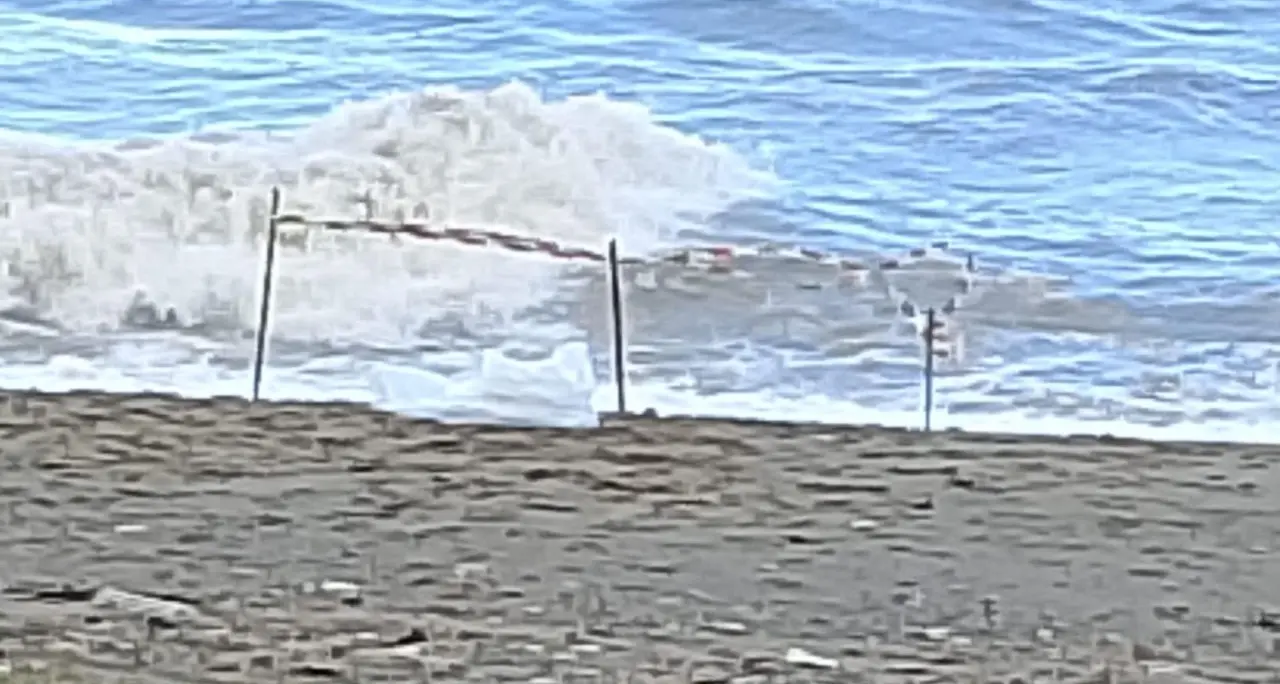 Mistero a Cariati: cadavere rinvenuto sulla\u00A0spiaggia di San Cataldo\n