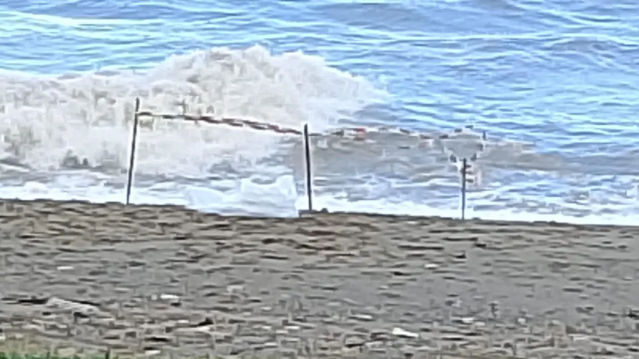 Mistero a Cariati: cadavere rinvenuto sulla\u00A0spiaggia di San Cataldo\n