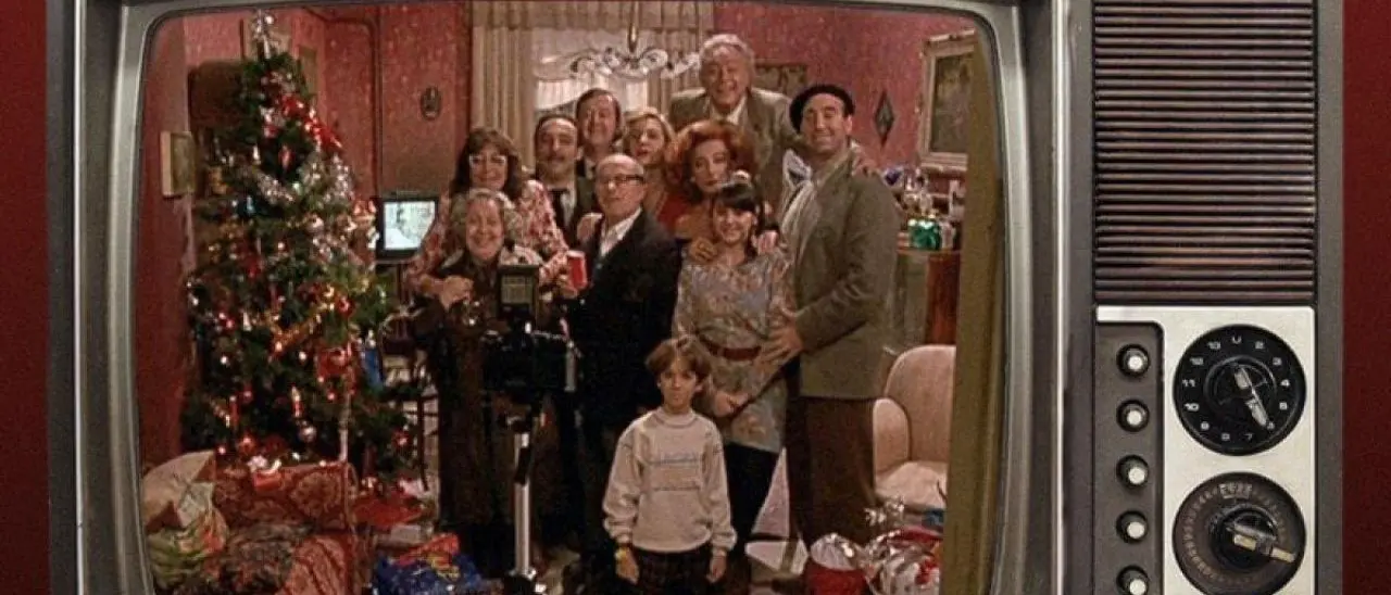 Parenti serpenti, la commedia di Monicelli che smaschera il Natale