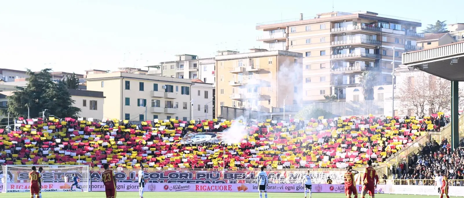 Natale giallorosso, il Catanzaro suona la quinta\u00A0sinfonia\u00A0col Cesena: prima Iemmello e poi Pittarello per il definitivo 2 a 0\n
